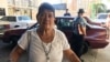 Delia Ortega, obrera venezolana en retiro, de 70 años, conversó con la Voz de América acerca de lo que significa tener que pagar en dólares en los mercados del país sumido en una profunda crisis.