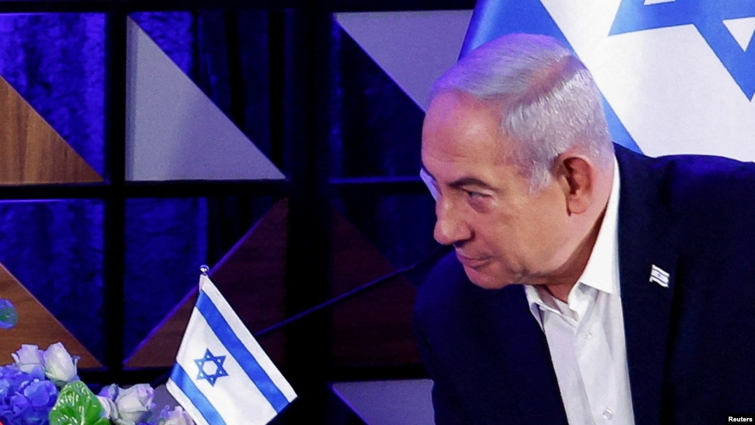 Benjamín Netanyahu hizo estos comentarios mientras las tropas y aviones de guerra israelíes iniciaron una operación en el centro de Gaza que, según el ejército, tenía como objetivo destruir infraestructuras de grupos armados palestinos. [Foto: Archivo].