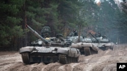 ཨུ་རུ་སུའི་T-72་རྟགས་ཅན་གྱི་ལྕགས་ཁྲབ་འཁོར་ལོ་