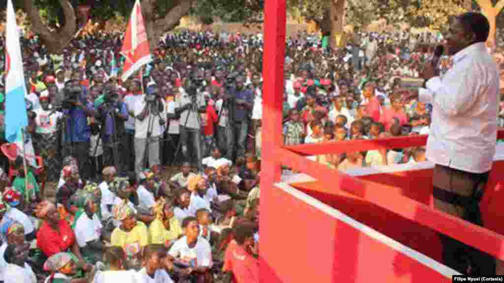 Moçambique Eleições 2014: Campanha de Filipe Nyusi (Província do Niassa)