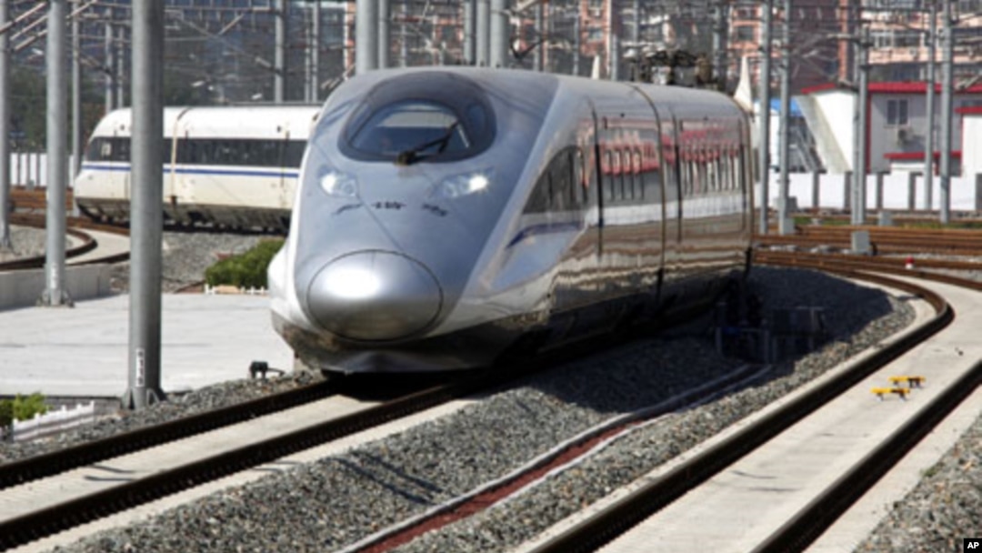 A new high-speed train arrives at the Beijing-South railway station. The landmark Beijing-Shanghai line, which costs 220.9 billion yuan and spans 1,318-km linking the capital and financial hub, June 27, 2011
